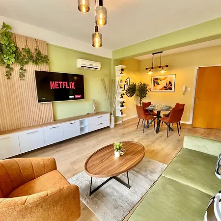 Tropical Cozy 1 - Bedroom Apartament