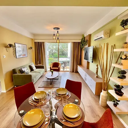 Tropical Cozy 1 - Bedroom *