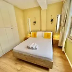 Tropical Cozy 1 - Bedroom *