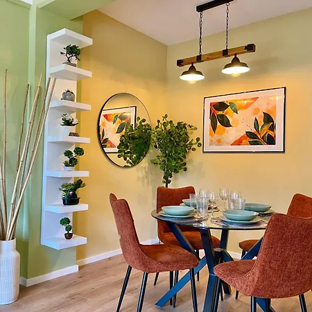 Tropical Cozy 1 - Bedroom