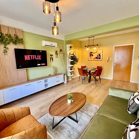 Tropical Cozy 1 - Bedroom *